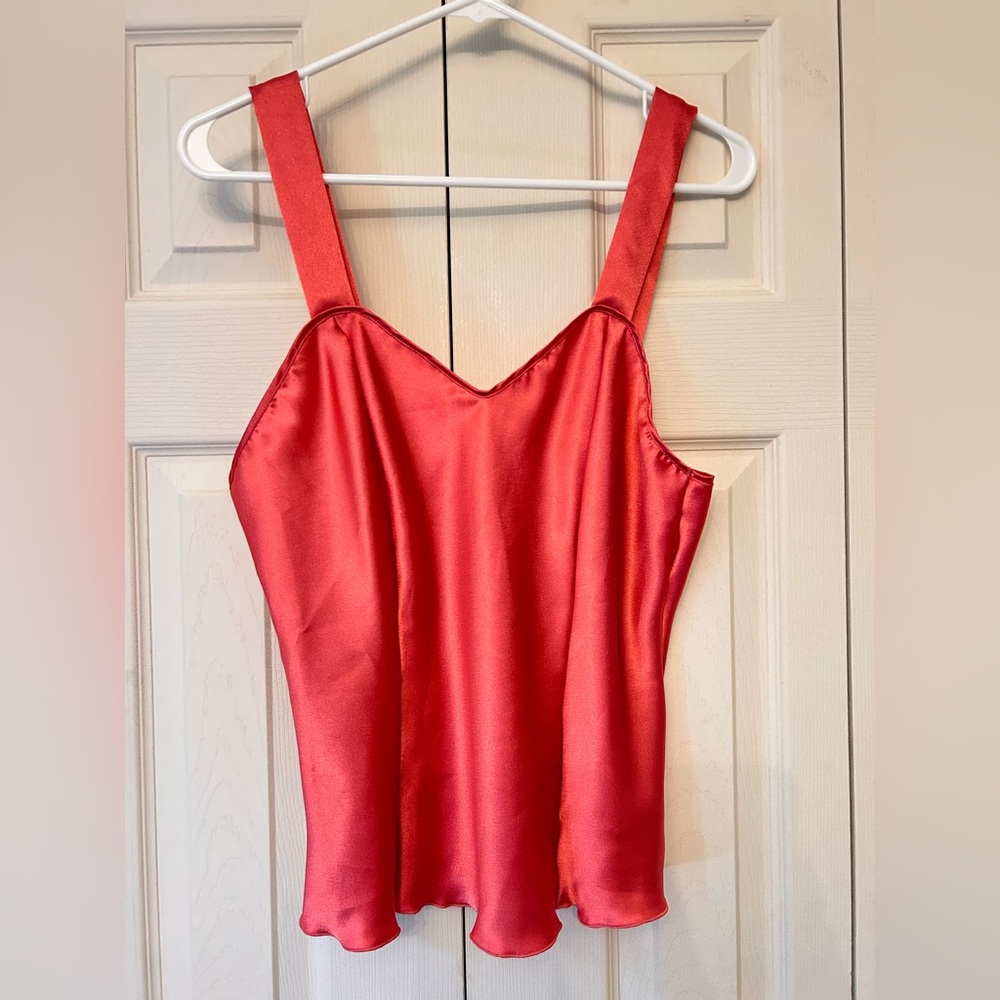 SATIN ROSE TANK TOP